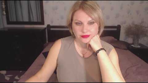 Media: paradisapples Myfreecams Invalid Date