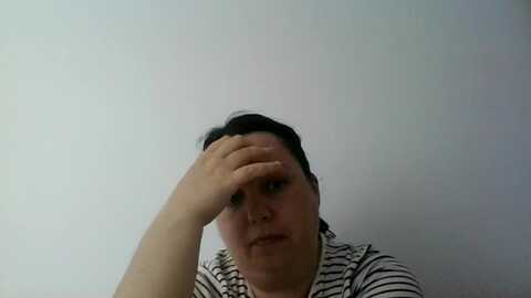 roxannephon @ myfreecams on 20240428