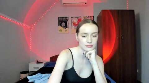 isabellrrose @ myfreecams on 20240430