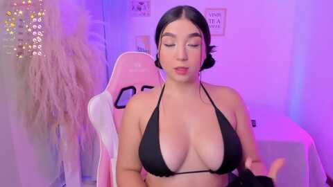 alyssia_dange @ myfreecams on 20240504