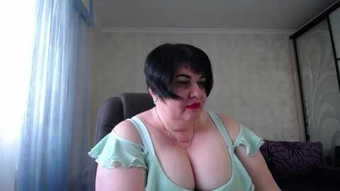 juicylady_69 @ myfreecams on 20240505