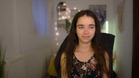 Media: gia_paige18 Myfreecams Invalid Date