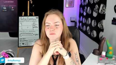 artsybunnyy @ myfreecams on 20240510