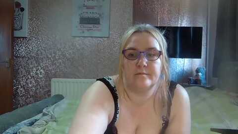 Media: yummymummy39 Myfreecams Invalid Date