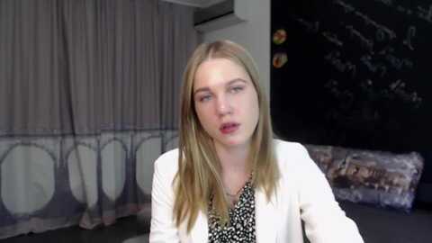Media: kate_lewiss Myfreecams Invalid Date