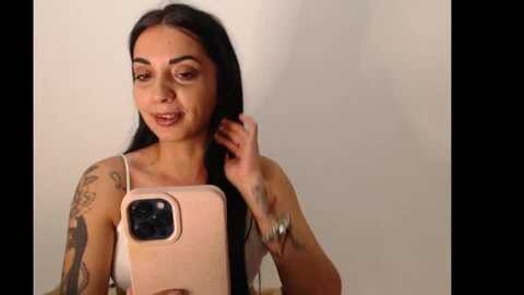riri_9292 @ myfreecams on 20240513