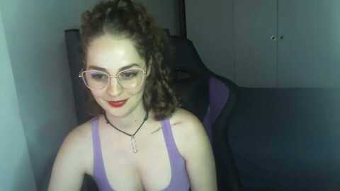 zefyra1 @ myfreecams on 20240513