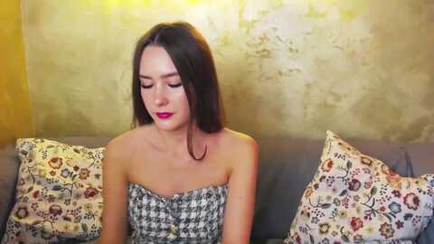 Media: radiance Myfreecams Invalid Date