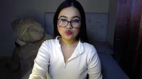 catalina_21_ @ myfreecams on 20240516