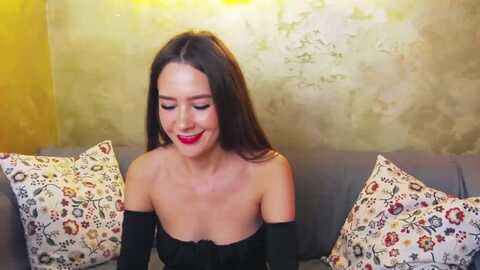 Media: radiance Myfreecams Invalid Date