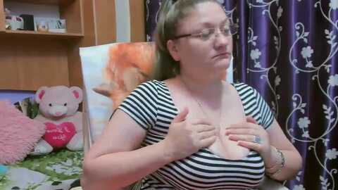 linxxxjoy @ myfreecams on 20240517