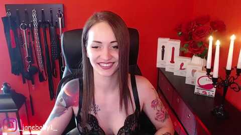 lily_carter18 @ myfreecams on 20240518