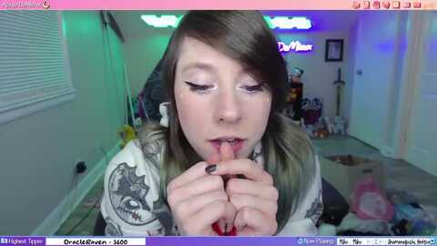 aphiademieux @ myfreecams on 20240519