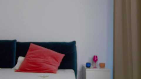 Media: naiasummer Myfreecams Invalid Date