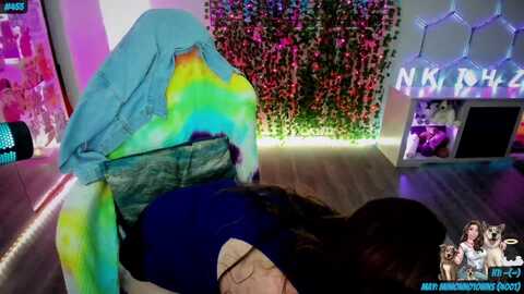 Media: nikki_haze Myfreecams Invalid Date