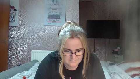 Media: yummymummy39 Myfreecams Invalid Date