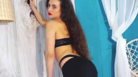 likeselena @ myfreecams on 20240528
