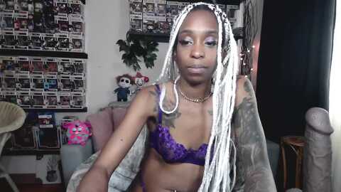 mochahoneyxox @ myfreecams on 20240528