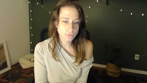 demmetria @ myfreecams on 20240529