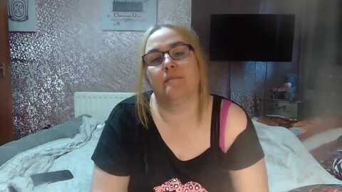 Media: yummymummy39 Myfreecams Invalid Date