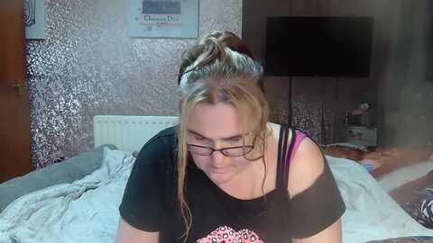 Media: yummymummy39 Myfreecams Invalid Date