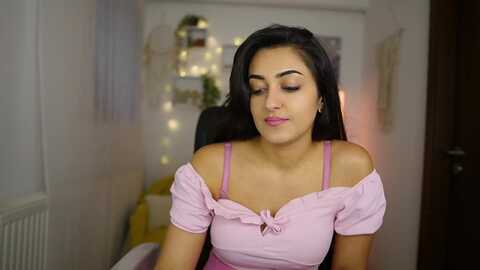 frida_sante18 @ myfreecams on 20240602