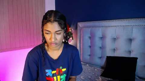 sarahflowerss @ myfreecams on 20240602