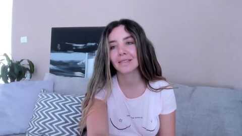 lauravega @ myfreecams on 20240603