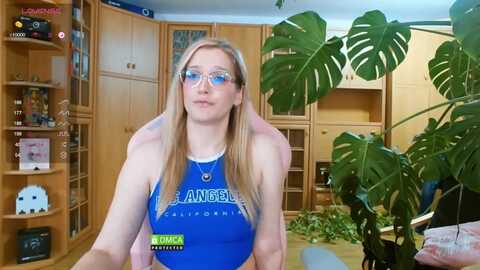 monicmoon18 @ myfreecams on 20240603