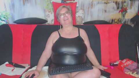 queenpammy @ myfreecams on 20240605