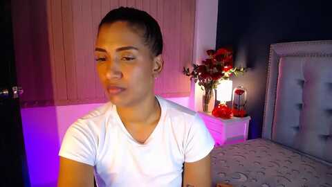 sarahflowerss @ myfreecams on 20240607