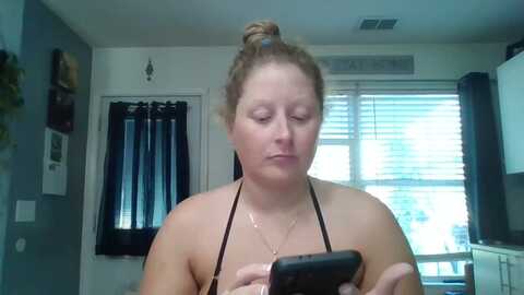 sweetnsouthrn @ myfreecams on 20240607