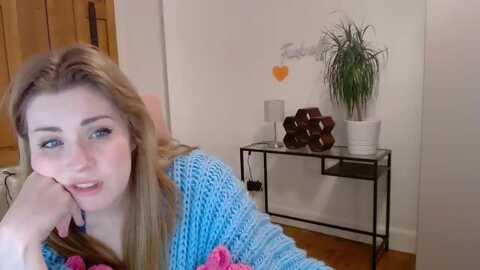 larah_sky @ myfreecams on 20240610