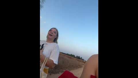 lizzy_lush @ stripchat on 20230827