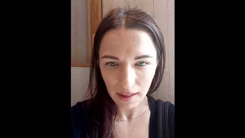 Media: brilliant_queen1 Stripchat 2023-08-27 23:40:00