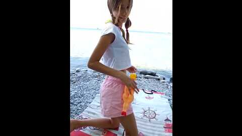 elikako @ stripchat on 20230828