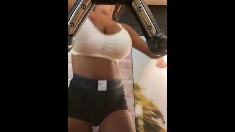 f3ckdolllucy @ stripchat on 20230828