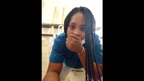 Media: kandixlwood Stripchat 2023-08-28 17:49:00