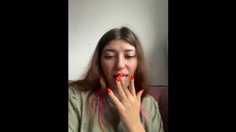 leilatinytraveler @ stripchat on 20230828