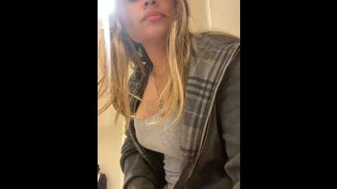 melanny_1 @ stripchat on 20230828