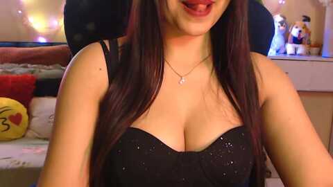 pyari_zaara02 @ stripchat on 20230828