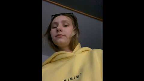 radiants_two @ stripchat on 20230828