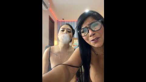 Media: sara_fun Stripchat 2023-08-28 02:58:00