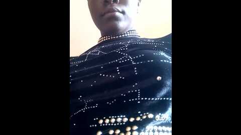 Media: swirly_blac Stripchat 2023-08-28 12:46:00
