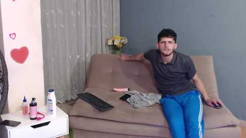 ari_and_logan @ stripchat on 20230829