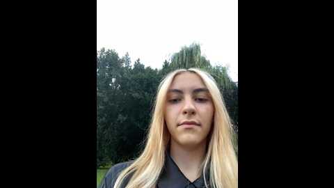 call_me_misa @ stripchat on 20230829