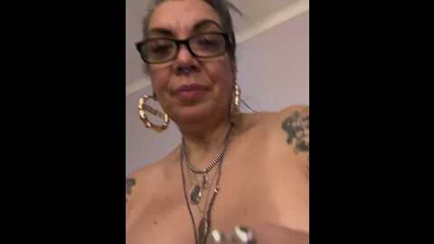 dieseldame1313 @ stripchat on 20230829