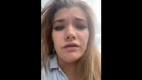 Media: holy_tereza Stripchat 2023-08-29 09:56:00