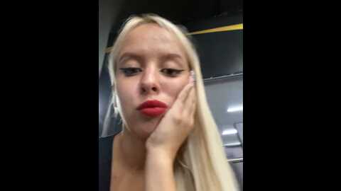 likacat @ stripchat on 20230829