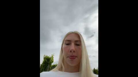 Media: luisabecker Stripchat 2023-08-29 10:40:00